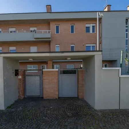 Guesthost - Relax & Spacious X6 Udine